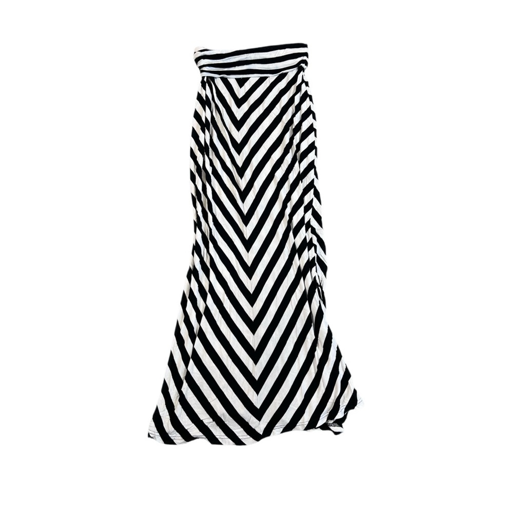 đź–¤ Ultra Flirt Strapless Maxi Skirt | Black & White Chevron | Size M đź–¤ - Picture 2 of 4